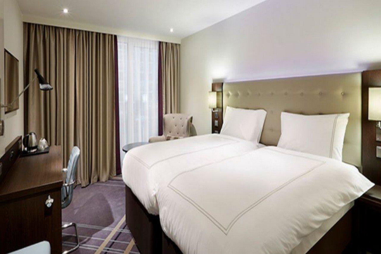 Premier Inn Stuttgart City Europaviertel Luaran gambar