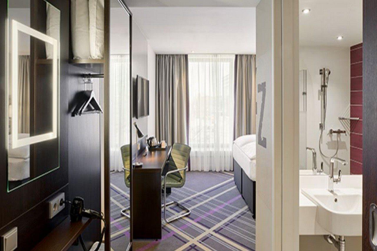 Premier Inn Stuttgart City Europaviertel Luaran gambar