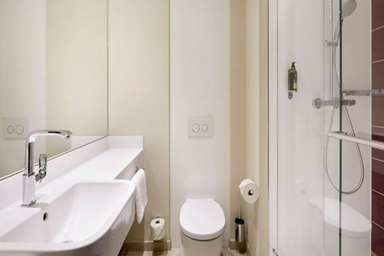 Premier Inn Stuttgart City Europaviertel Luaran gambar