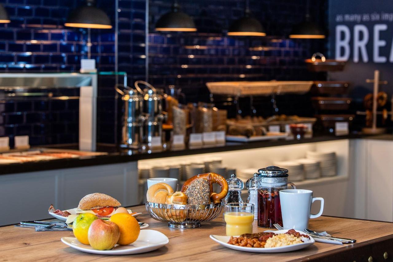 Premier Inn Stuttgart City Europaviertel Luaran gambar