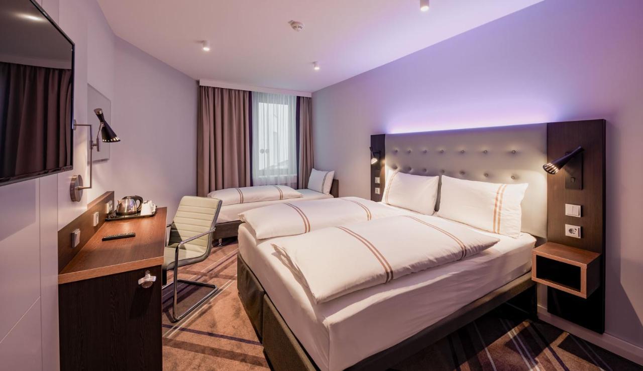 Premier Inn Stuttgart City Europaviertel Luaran gambar