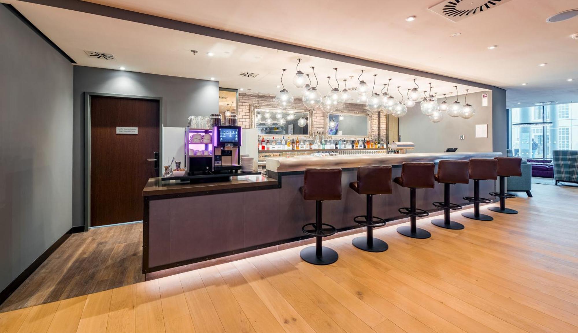 Premier Inn Stuttgart City Europaviertel Luaran gambar