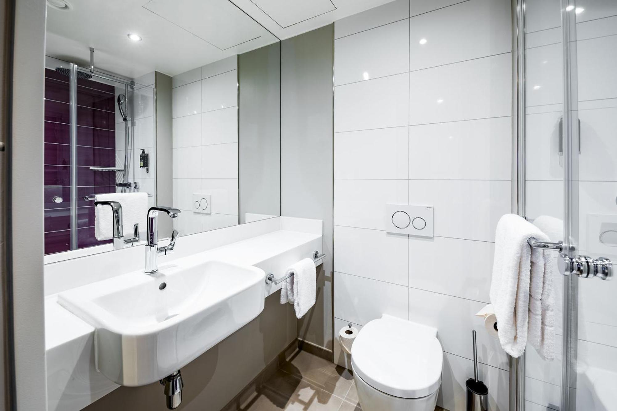 Premier Inn Stuttgart City Europaviertel Luaran gambar